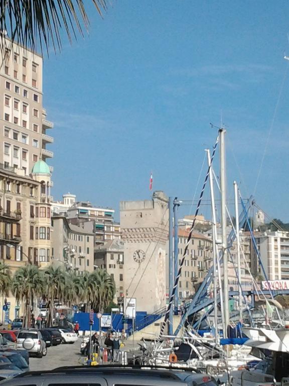 Appartamento Piazzetta La Maddalena Savona Cameră foto