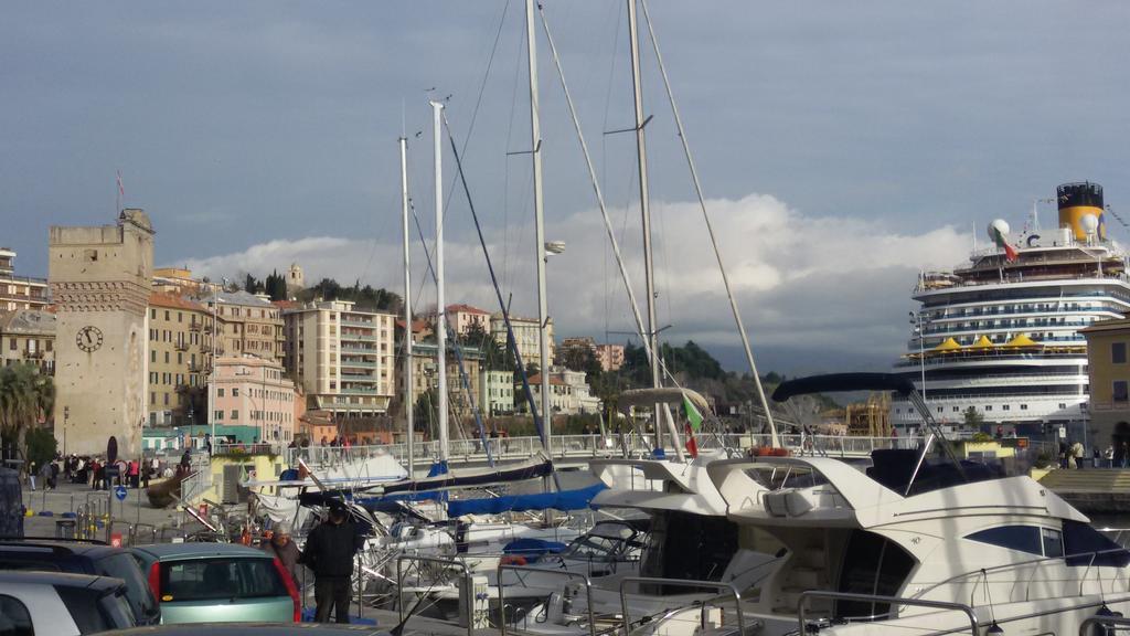 Appartamento Piazzetta La Maddalena Savona Exterior foto